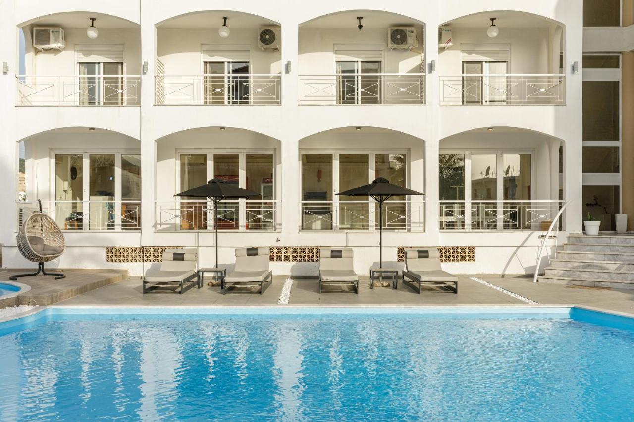 Stavros Beach Hotel Exterior photo