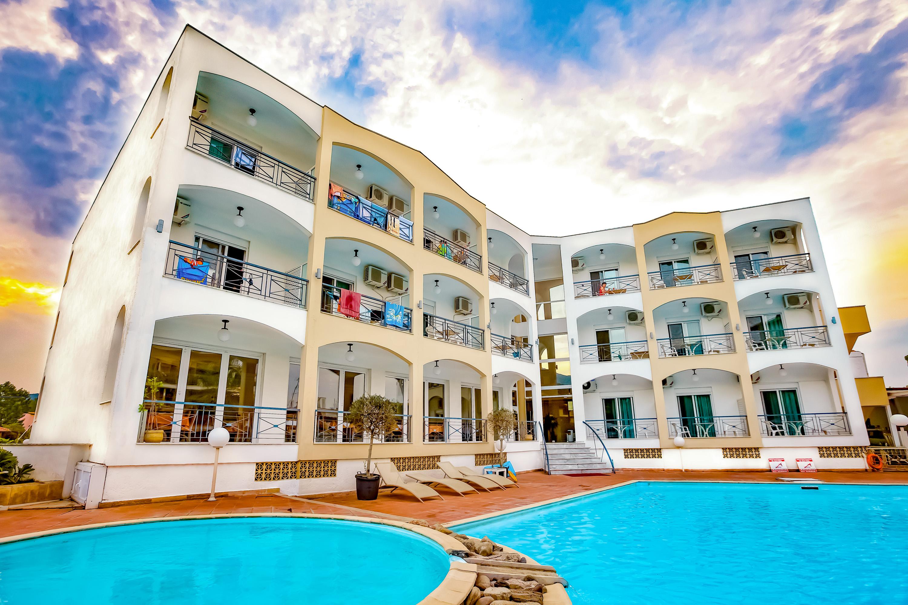 Stavros Beach Hotel Exterior photo
